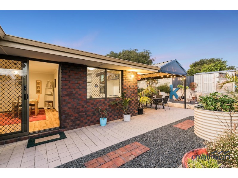 35B Burnett Avenue, Leeming WA 6149