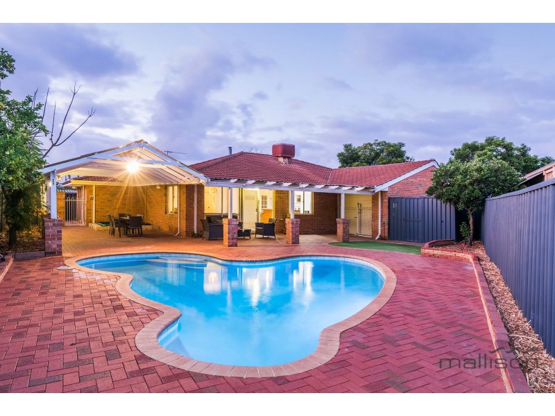 6 The Cove, Canning Vale WA 6155