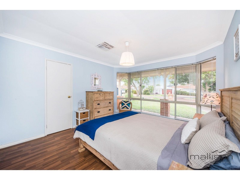 6 The Cove, Canning Vale WA 6155