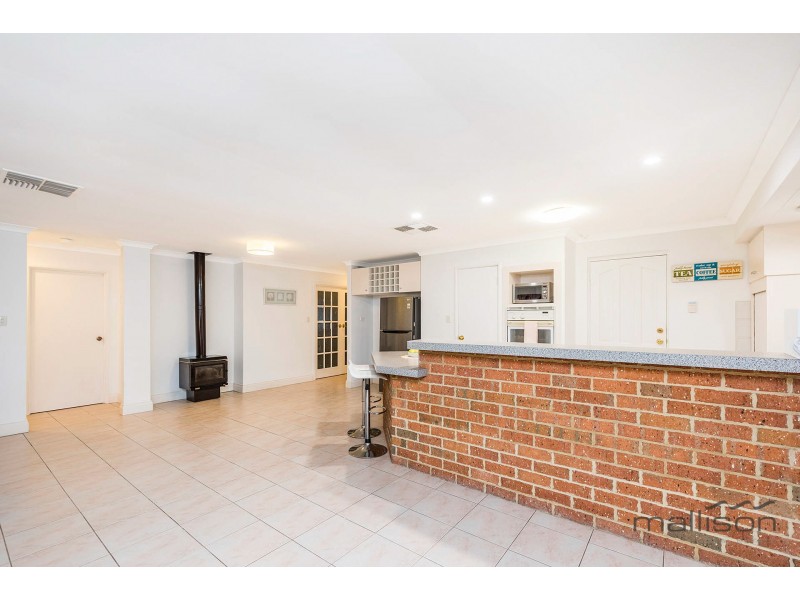 6 The Cove, Canning Vale WA 6155