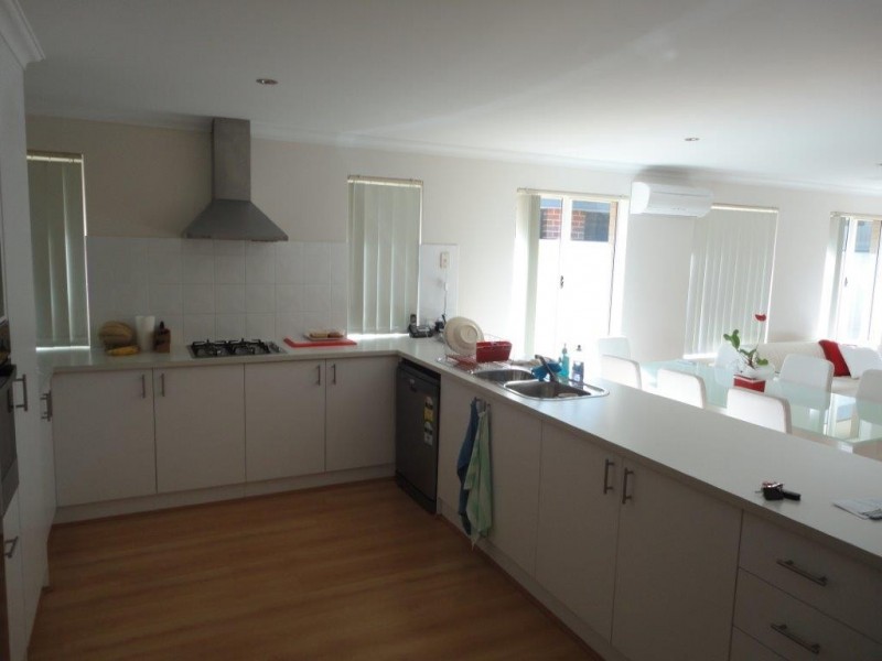11 Nankeen Elbow, Beeliar WA 6164