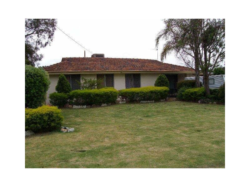 20 Dumsday Drive, Forrestdale WA 6112
