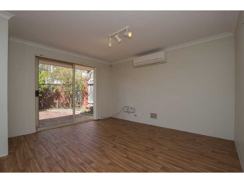 11 Colombo Street, Victoria Park WA 6100