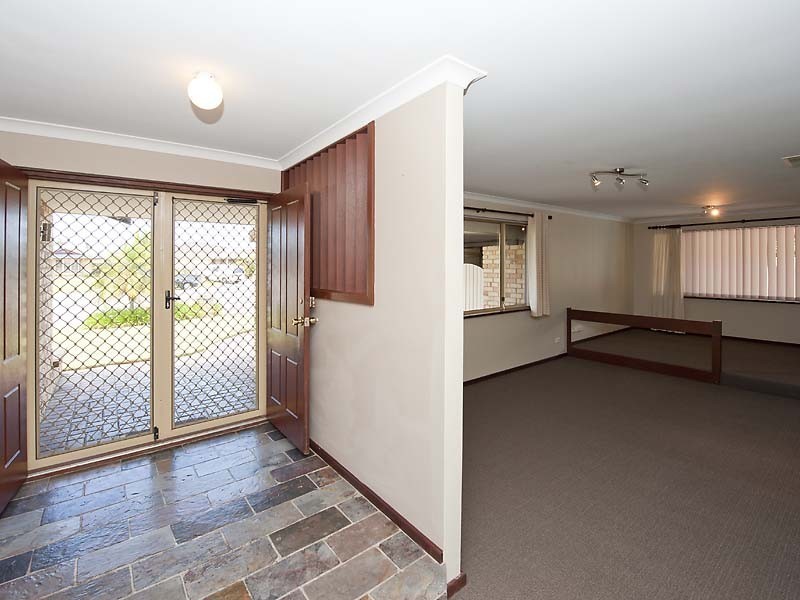 14 Tasman Court, Thornlie WA 6108