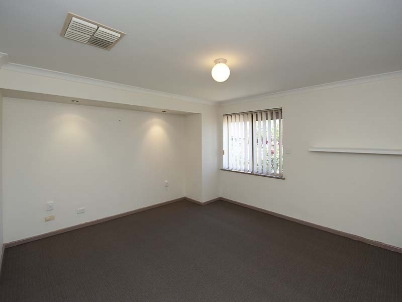 14 Tasman Court, Thornlie WA 6108