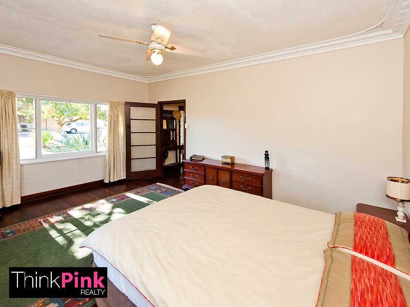 25 Jupiter Street, Carlisle WA 6101