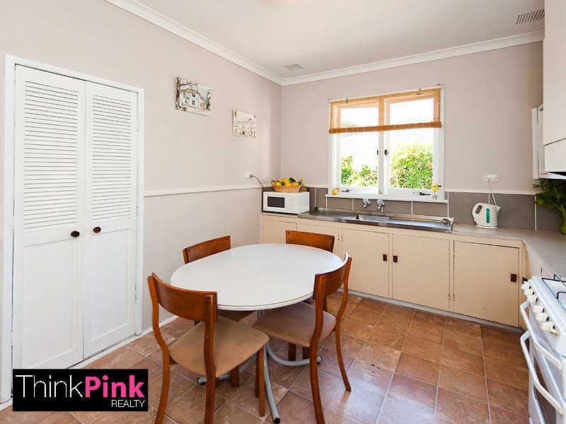 25 Jupiter Street, Carlisle WA 6101