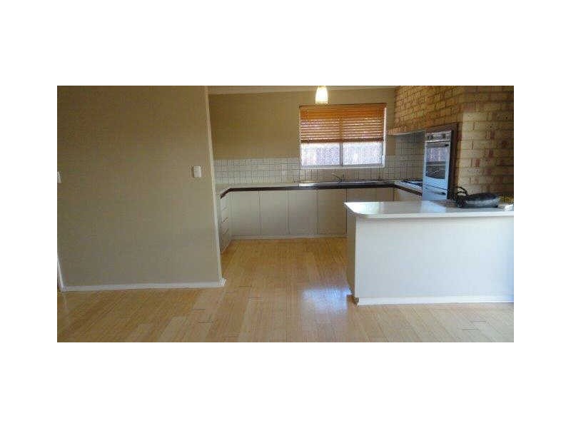 U 5, 106 Alexander Road, Rivervale WA 6103