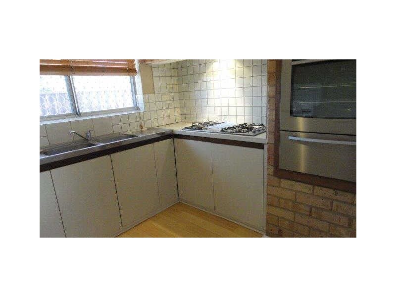 U 5, 106 Alexander Road, Rivervale WA 6103