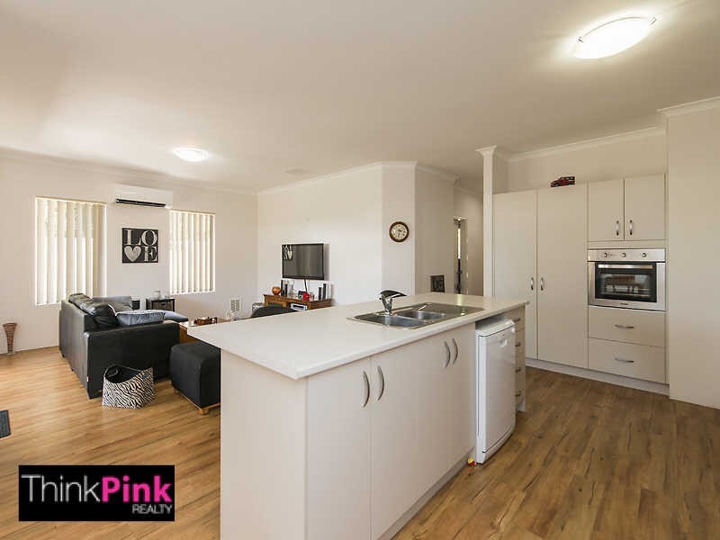 13 Spencer Road, Kelmscott WA 6111