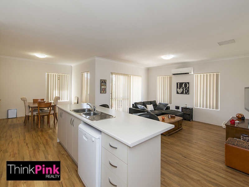 13 Spencer Road, Kelmscott WA 6111