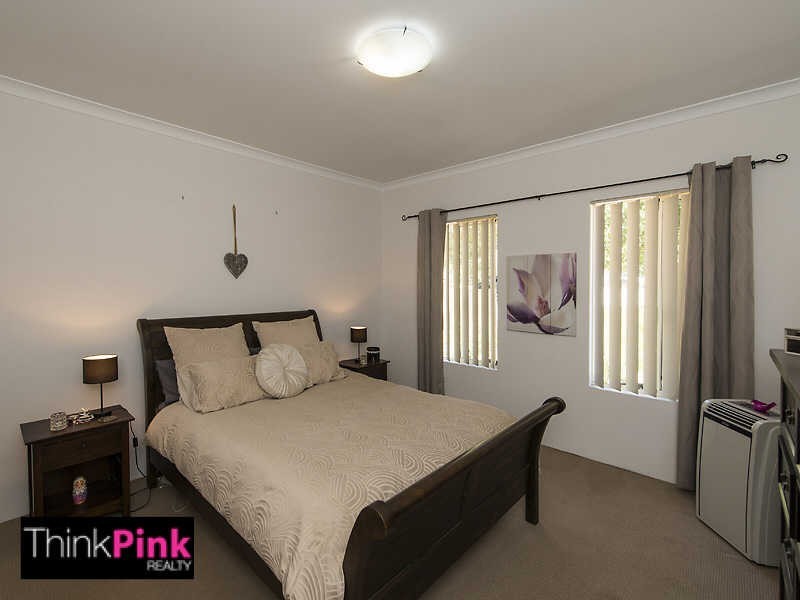 13 Spencer Road, Kelmscott WA 6111