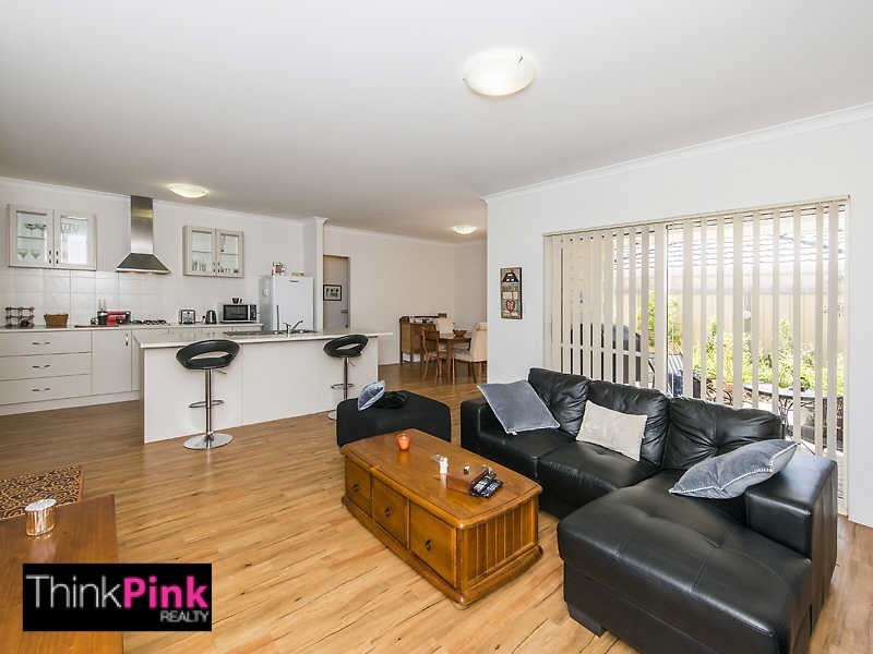 13 Spencer Road, Kelmscott WA 6111