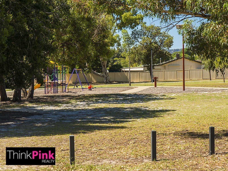 13 Spencer Road, Kelmscott WA 6111