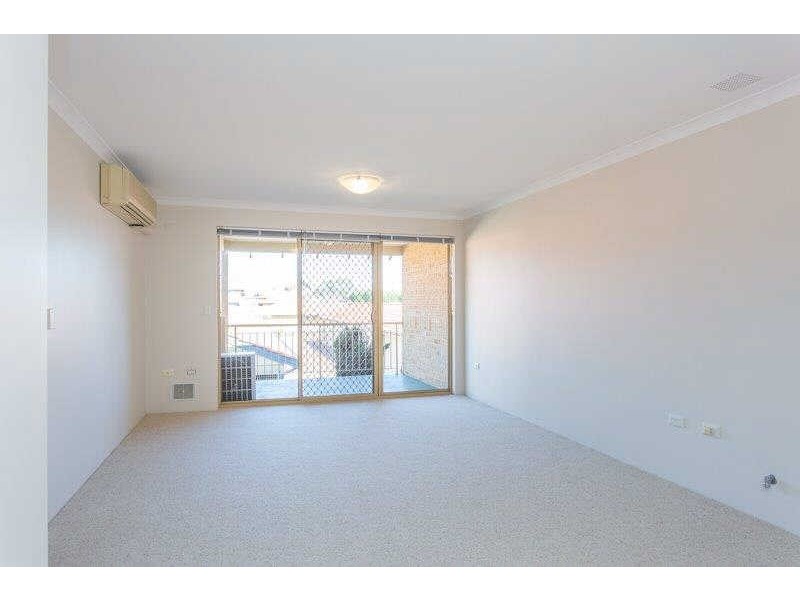 72/39 Elizabeth Street, Cloverdale WA 6105