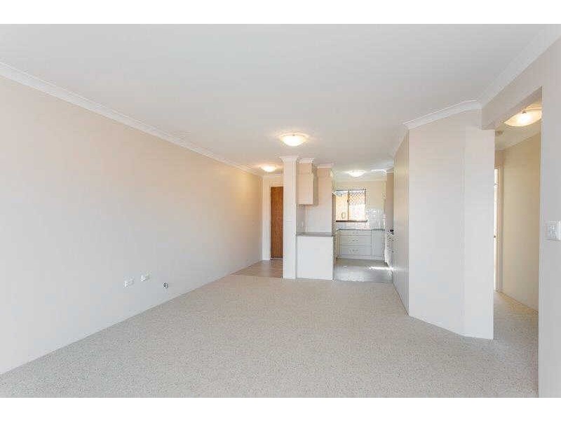 72/39 Elizabeth Street, Cloverdale WA 6105