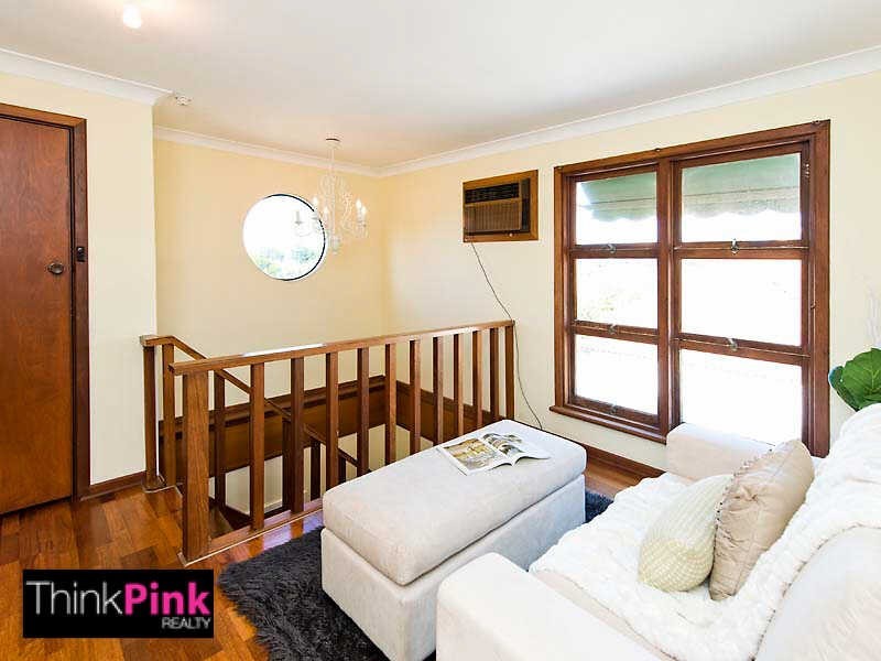 8 Martin Avenue, Rivervale WA 6103