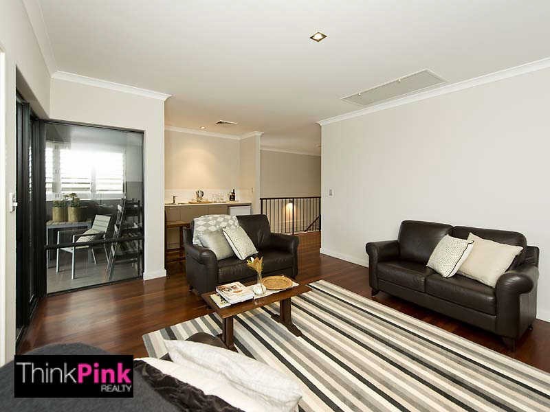 17 Gladstone Road, Rivervale WA 6103