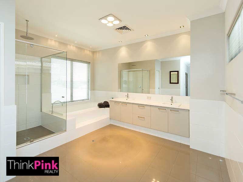 17 Gladstone Road, Rivervale WA 6103