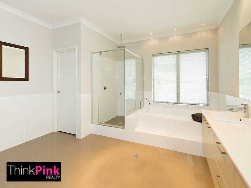 17 Gladstone Road, Rivervale WA 6103