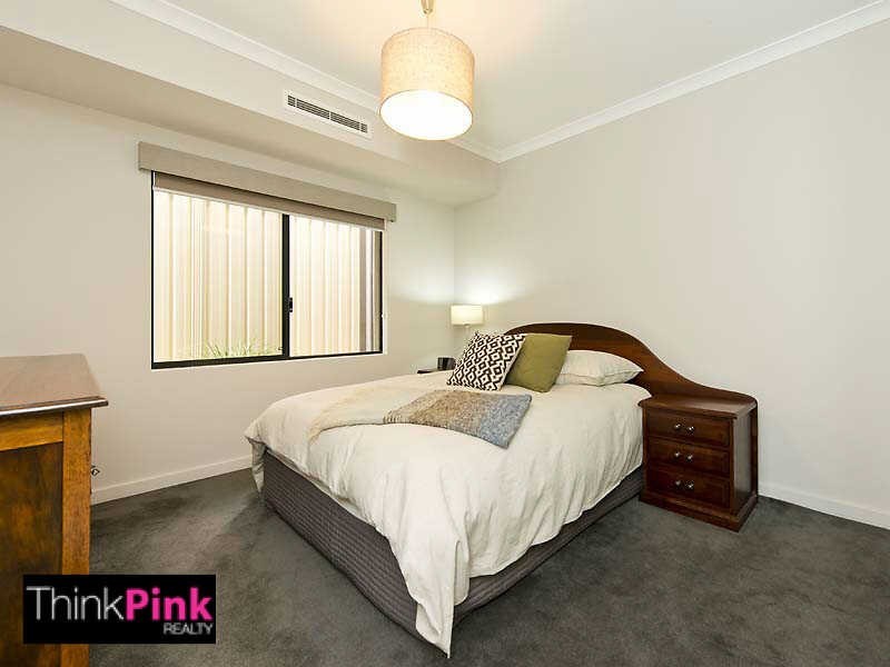 17 Gladstone Road, Rivervale WA 6103