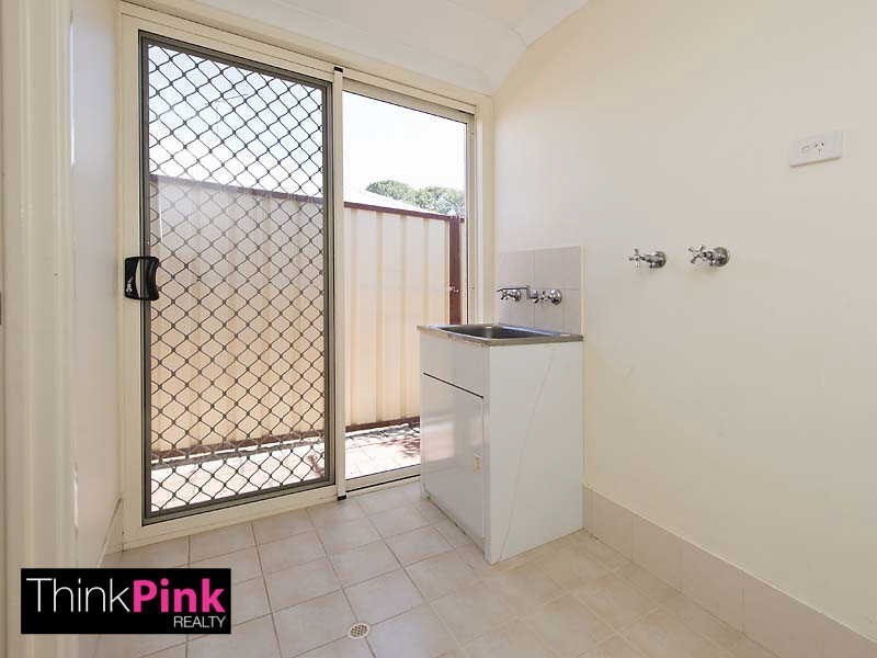 2/105 Briggs Street, Carlisle WA 6101