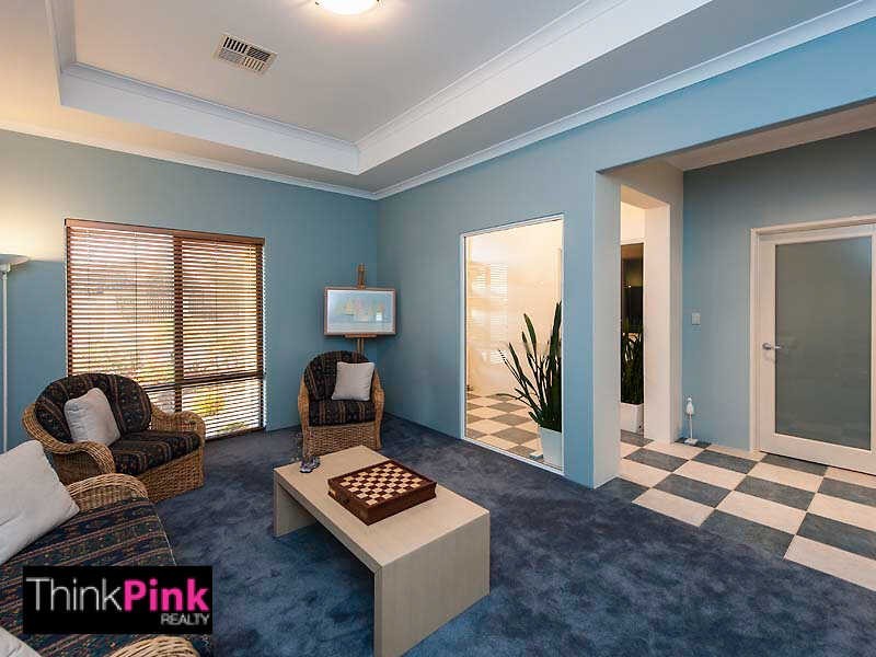 4 Currancy Lass Rise, Madora Bay WA 6210