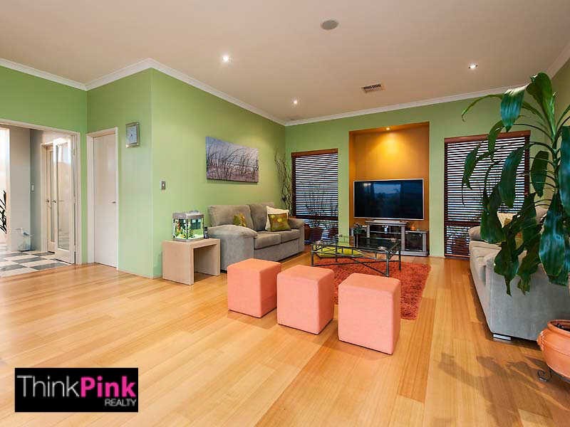 4 Currancy Lass Rise, Madora Bay WA 6210