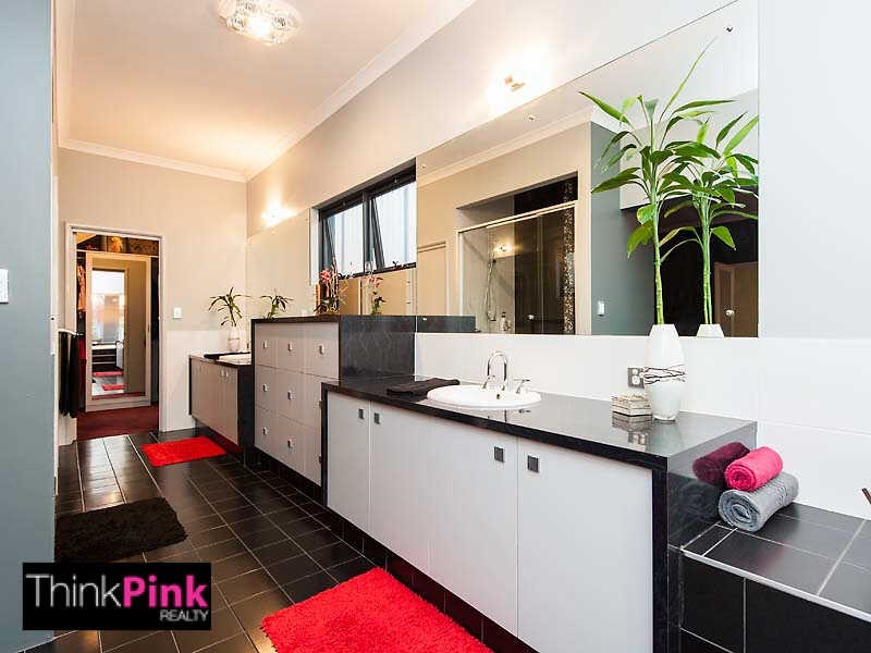 4 Currancy Lass Rise, Madora Bay WA 6210