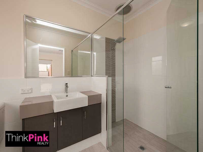 4/198 Surrey Road, Rivervale WA 6103