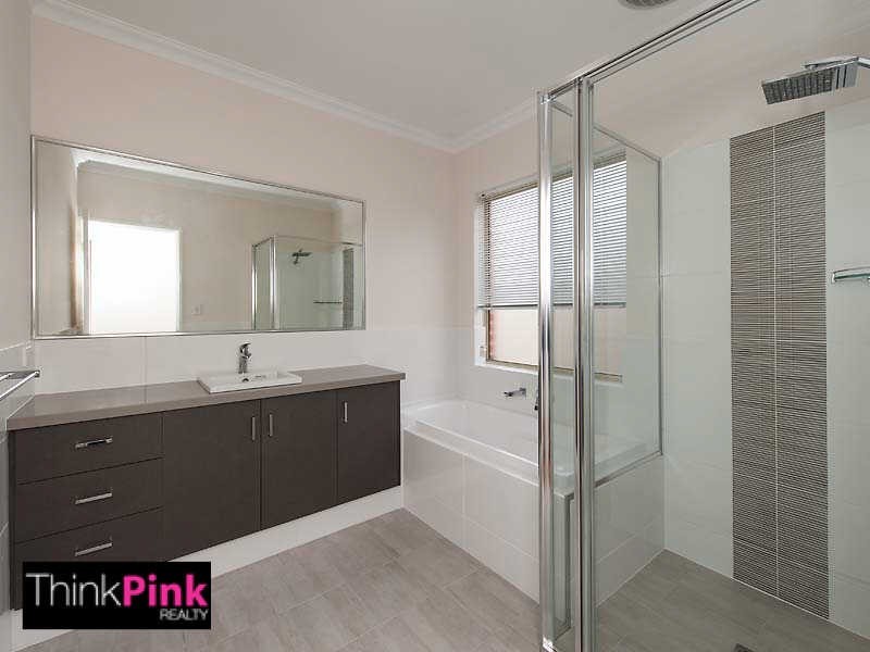 4/198 Surrey Road, Rivervale WA 6103