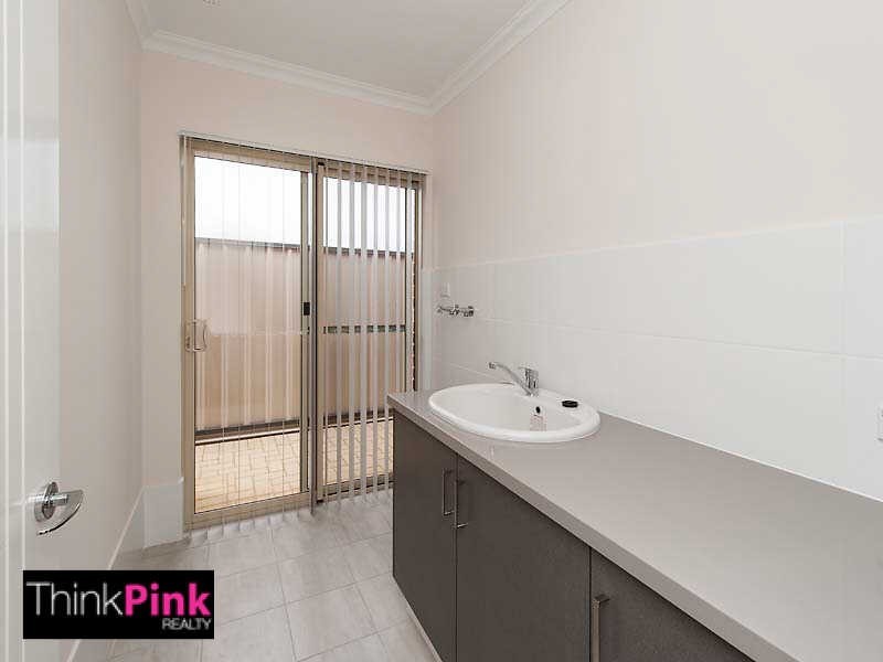 4/198 Surrey Road, Rivervale WA 6103