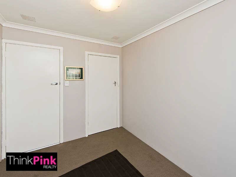 19 Paulett Way, Belmont WA 6104