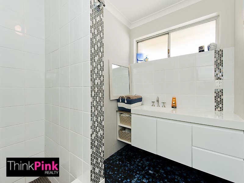 19 Paulett Way, Belmont WA 6104