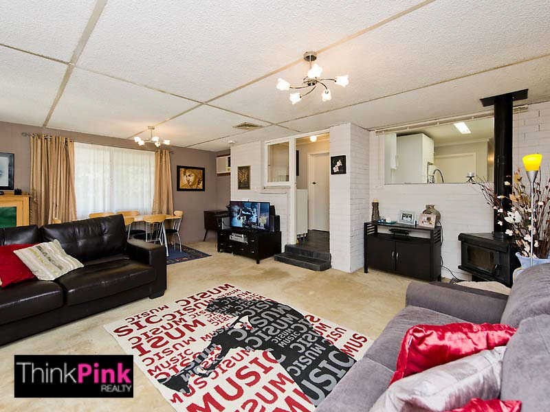 19 Paulett Way, Belmont WA 6104