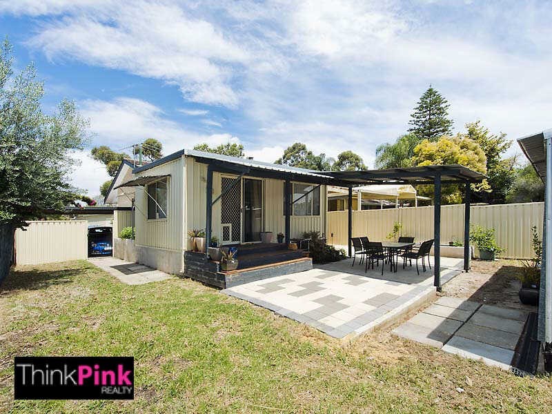 19 Paulett Way, Belmont WA 6104