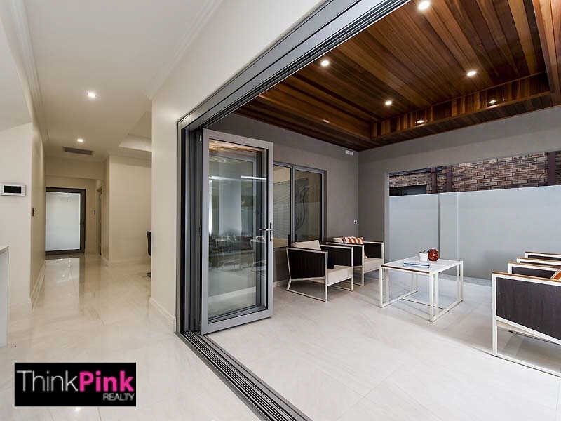 5 Vista Street, Kensington WA 6151