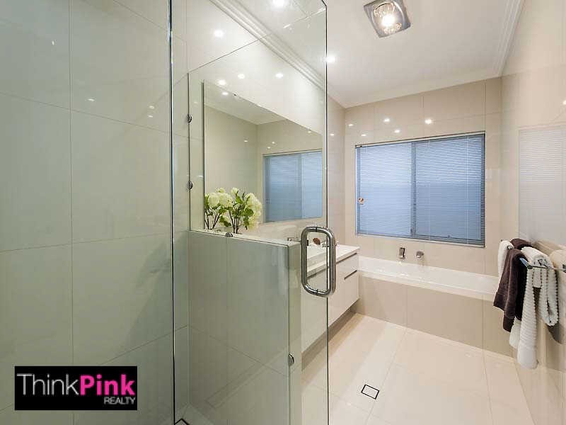 5 Vista Street, Kensington WA 6151