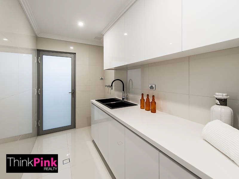 5 Vista Street, Kensington WA 6151