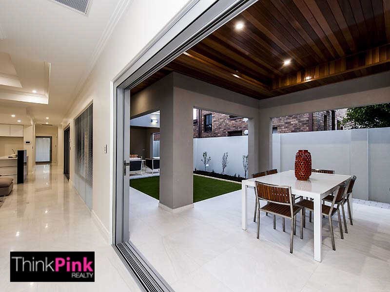 5 Vista Street, Kensington WA 6151