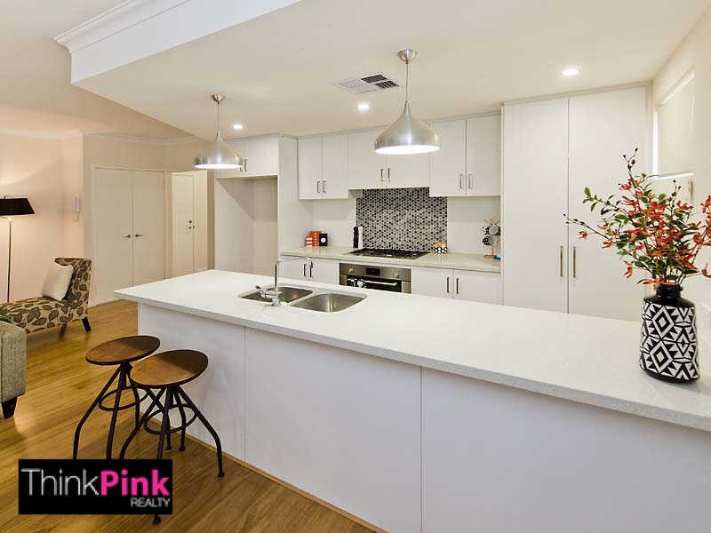 11/198 Surrey Road, Rivervale WA 6103