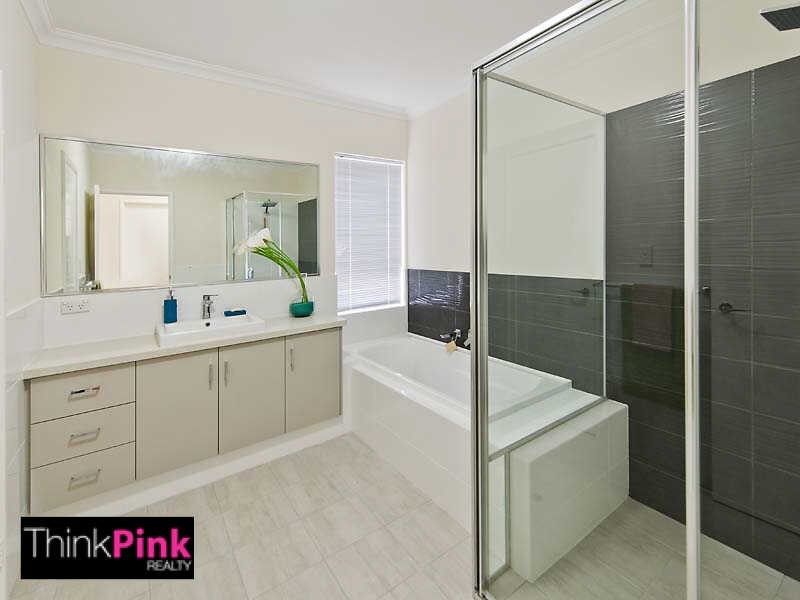 11/198 Surrey Road, Rivervale WA 6103