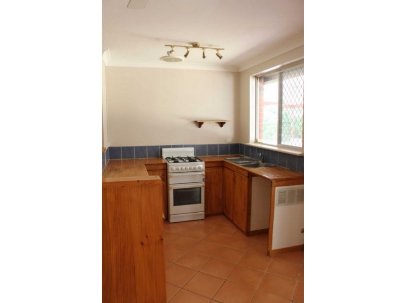 7 Morrit way, Parmelia WA 6167