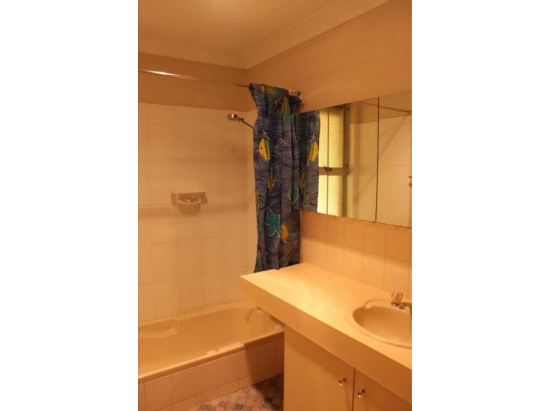 7 Morrit way, Parmelia WA 6167