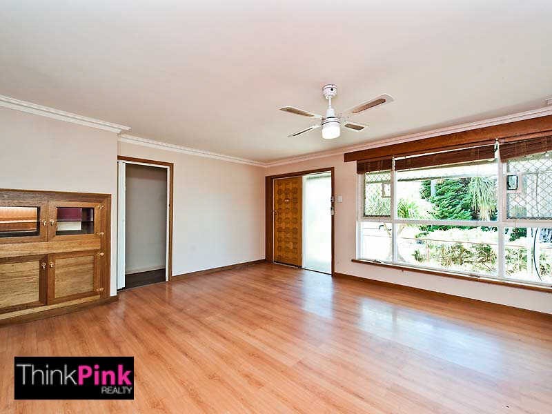 376 Fisher Street, Cloverdale WA 6105