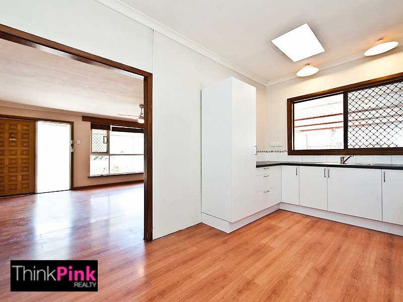 376 Fisher Street, Cloverdale WA 6105