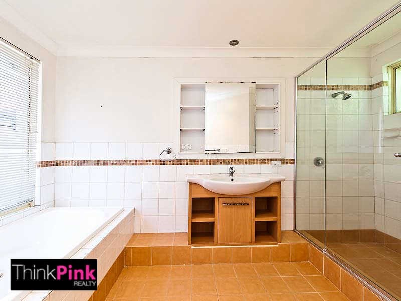 376 Fisher Street, Cloverdale WA 6105