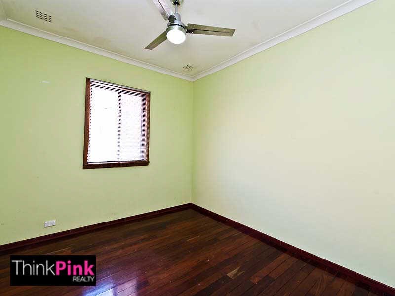 376 Fisher Street, Cloverdale WA 6105