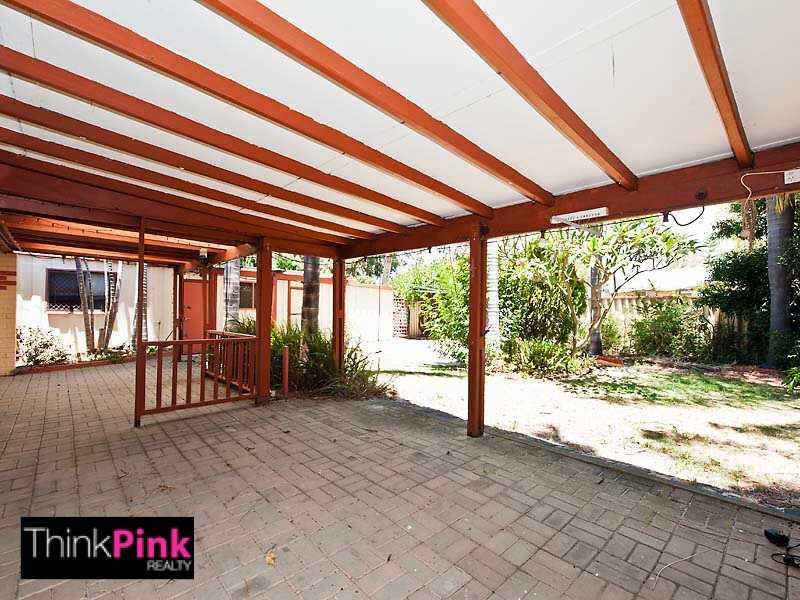 376 Fisher Street, Cloverdale WA 6105