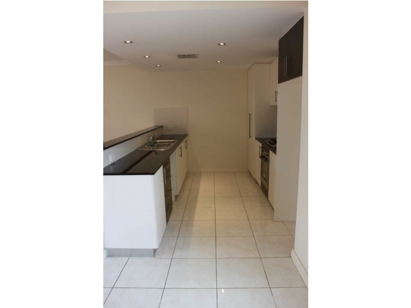 1/194-196 Surrey Road, Rivervale WA 6103